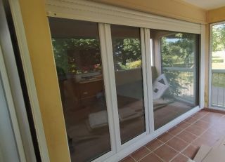 Porte-fenêtre PVC T70 blanche de qualité