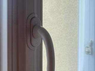 Fenêtre T70 en PVC, solution de rénovation.