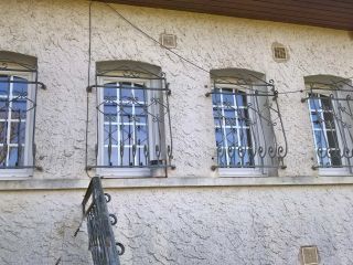 Fenêtres PVC blanc cintrées de qualité