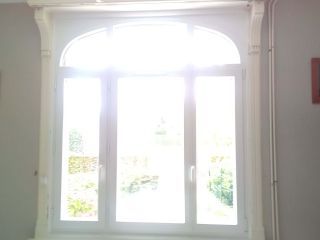 Fenêtre cintrée PVC Blanc T70 avec volet roulant