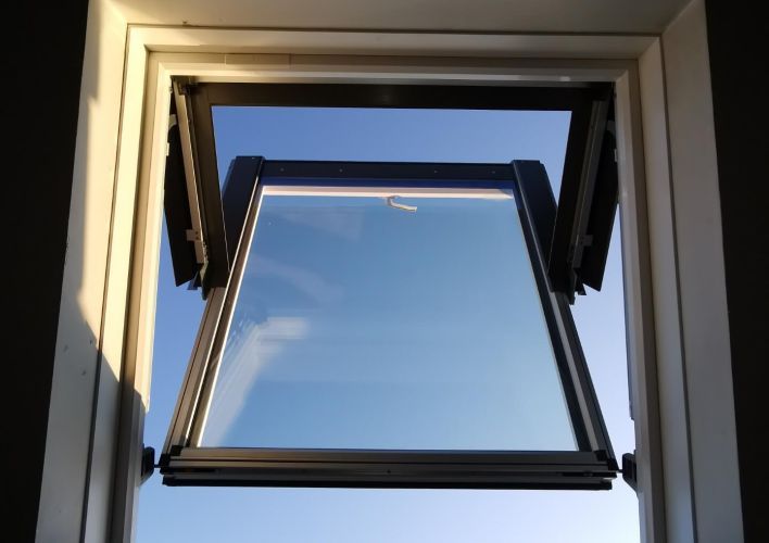 TRYBA Vierzon - Fenêtre de toit FT84 de qualité