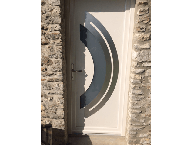 TRYBA Rambouillet : fenêtres et porte d'entrée exceptionnelles