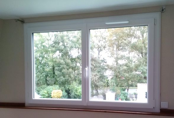 Fenêtres PVC avec volets roulants de qualité