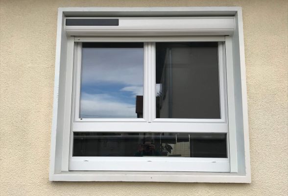 Installation fenêtre PVC T70 et volet roulant TRYBA