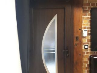 Porte d'entrée modèle MIAMI H84 PVC chêne foncé