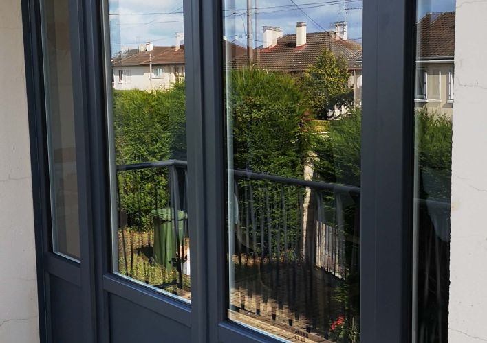 Fenêtres et porte-fenêtre en PVC T84 à Trouville-sur-Mer