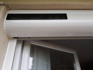 Installation volets roulants TRYBA solaire Lattes