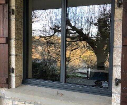 Portes-fenêtres et fenêtres en Aluminium gris anthracite
