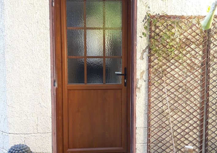 Porte-Fenêtre PVC bi coloration à Marsillargues