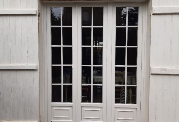 Porte-fenêtre PVC T70, qualité et savoir-faire.