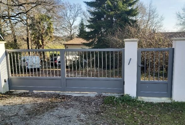 Installation portail aluminium cetal motorisé à AUCH.
