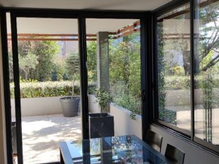 Menuiseries de qualité pour fermeture terrasse chez TRYBA Aix-en-Provence