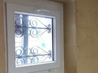 Menuiseries PVC T70 pour fenêtres sous-sol