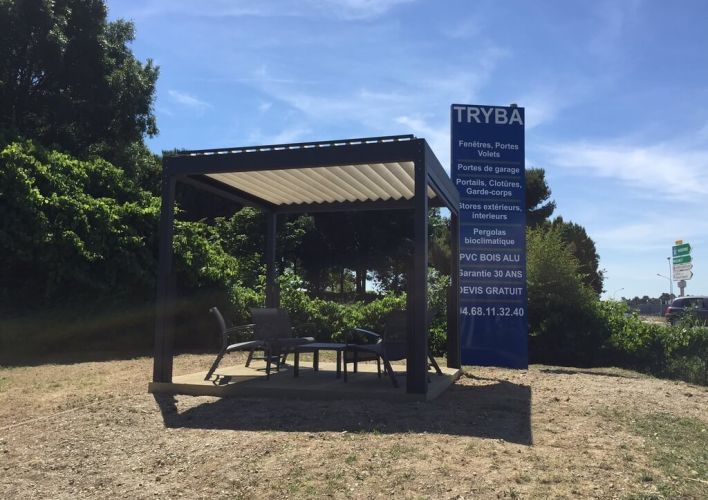 Pergola bioclimatique de qualité chez TRYBA Carcassonne.