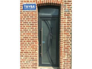 Menuiseries de qualité : Fenêtres et porte d'entrée gris anthracite Corail.