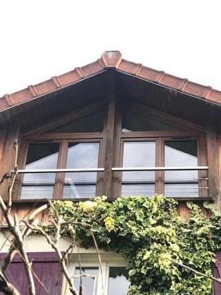 TRYBA : fenêtres bois couleur chêne foncé