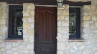 Porte d'entrée et fenêtres de qualité supérieure à Montauroux
