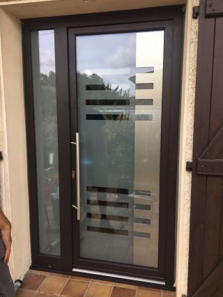 Remplacement fenêtres bois par menuiseries aluminium gris anthracite