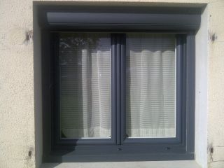 Pose de fenêtres TRYBA à Saint-Christophe-La-Couperie.