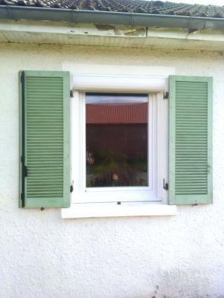 Fenêtres PVC T84 blanc Triple vitrage volets roulants