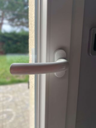 Installation de porte fenêtre en PVC