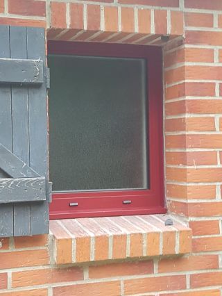 Installation ALU rouge pourpre RAL 3004Gr.