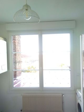 Fenêtre PVC T84 Triple vitrage avec croisillons