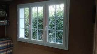 Fenêtre PVC blanche de qualité à COUERON.