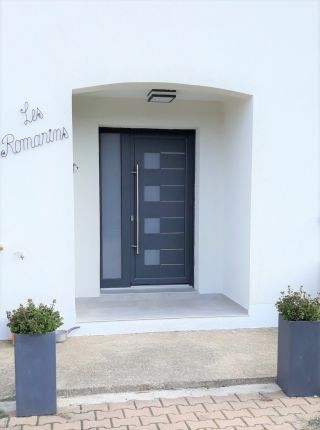 Porte d'entrée modèle TANA à St Christol