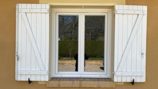 Fenêtre T70 PVC Blanc 9016 de qualité.