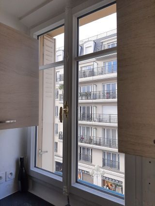 Fenêtre PVC T84 avec vitrage phonique
