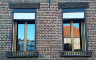 Fenêtres PVC triple vitrage coloris chêne irlandais