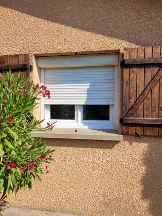 Porte fenêtre et fenêtre à Saint Blaise du Buis