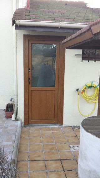 Porte fenêtre PVC T84 et porte de garage PGS EVOLUTION
