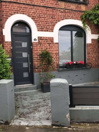 Porte d'entrée et fenêtre en aluminium TRYBA