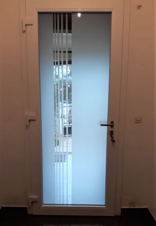 Porte d'entrée en aluminium modèle Améthyste