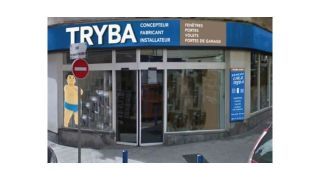 Porte-fenêtre PVC T70, réalisation exceptionnelle TRYBA.