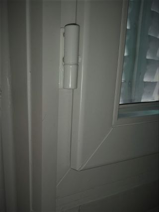 Dépose totale de fenêtre PVC blanc