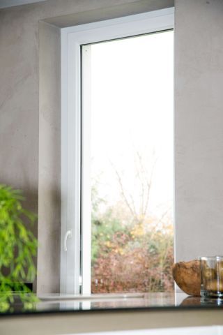 Fenêtre PVC T70 - Blanc, performance et esthétisme.